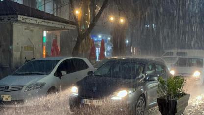 Menteşe'de dolu ve sağanak