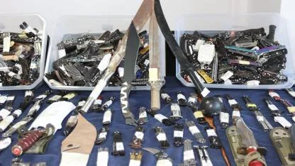 Muğla otogarlarında bir yılda cephanelik gibi bıçak ve silah ele geçirildi