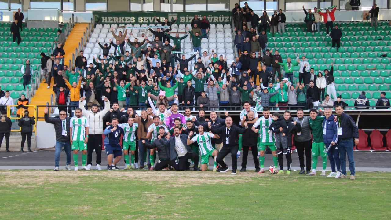 Muğlaspor Teknik Direktörü Durmuş: "Stresi yüksek bir maçtan 3 puanla ayrıldık"