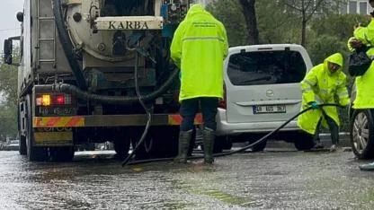 MUSKİ ekiplerinden yağmur mesaisi