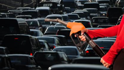 Depoları doldurun! Gece yarısı akaryakıta okkalı zam geliyor