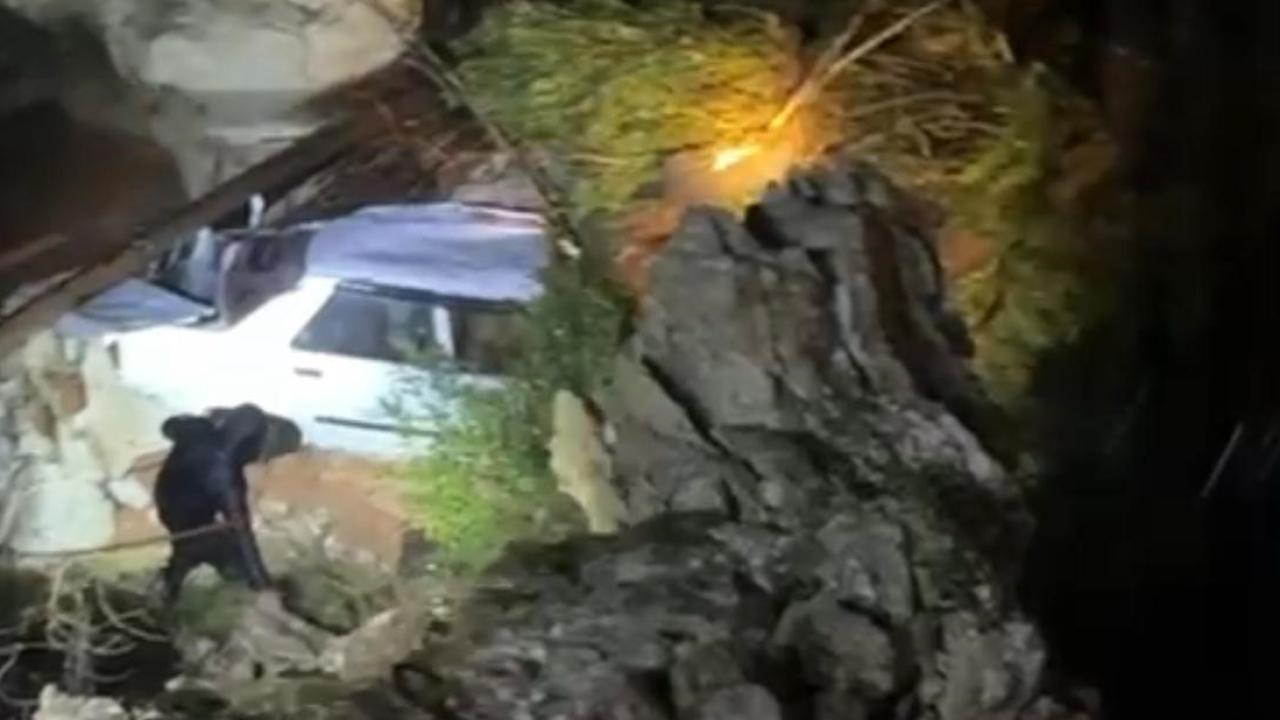 Marmaris'te bir kişi sele kapıldı: Arama çalışmaları sürüyor