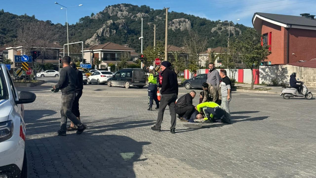 Otomobil yayaya çarptı, sürücü gözaltına alındı