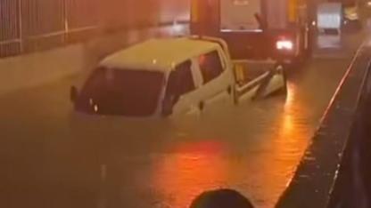 Suyla dolan alt geçitte mahsur kalan sürücü hayatını kaybetti