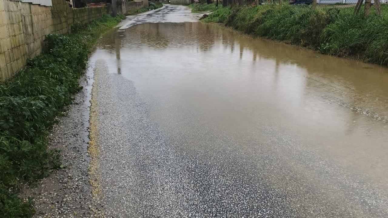 TV48 İhbar Hattına Gelen Şikâyet: Milas’ta Yol Sorunu Tepki Çekiyor