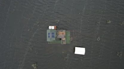 Yüzen evler...Ulubat Gölü taştı, felaket havadan görüntülendi