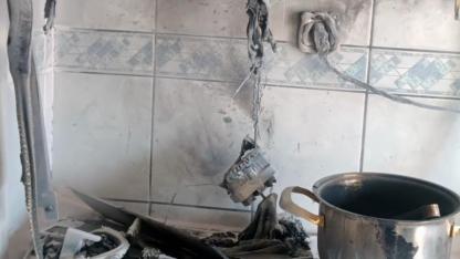 Evde çıkan yangın ev sahibinin müdahalesi ile söndürüldü