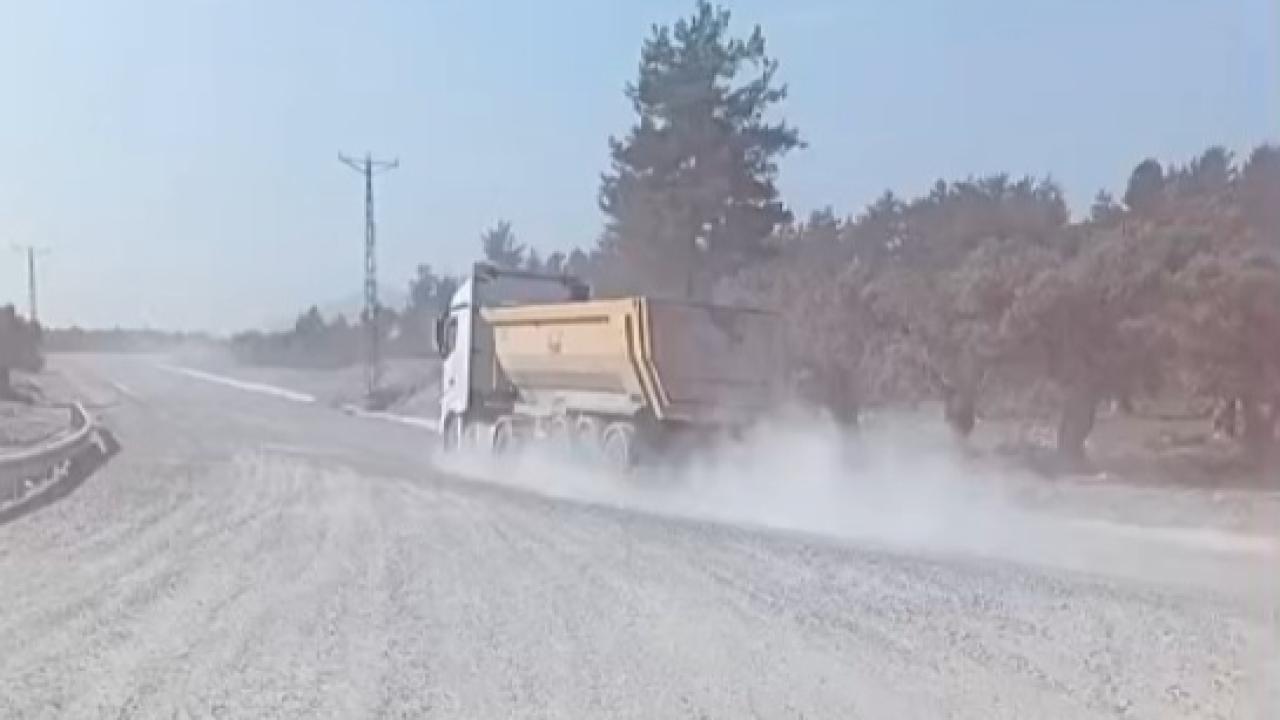 Labranda yolunda toz ve taş tepkisi: Vatandaşlar mağdur
