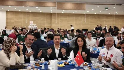 Muğla’da Yeşilay haftasında gençlerle iftar
