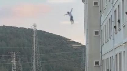 MUĞLA’DA YURTTAN DÜŞEN GENÇ HAYATINI KAYBETTİ