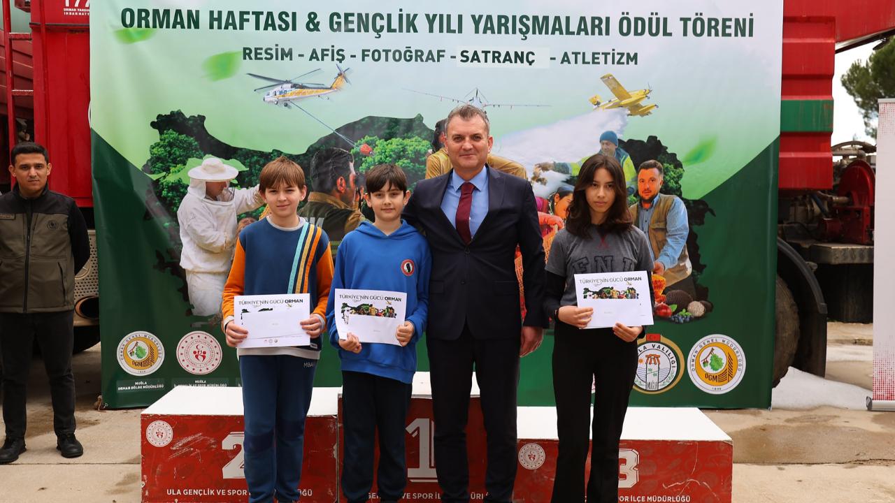 ORMAN HAFTASI VE GENÇLİK YILI ÖDÜL TÖRENİ DÜZENLENDİ