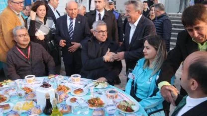 Bakan Memişoğlu Seydikemer’de İftara Katıldı