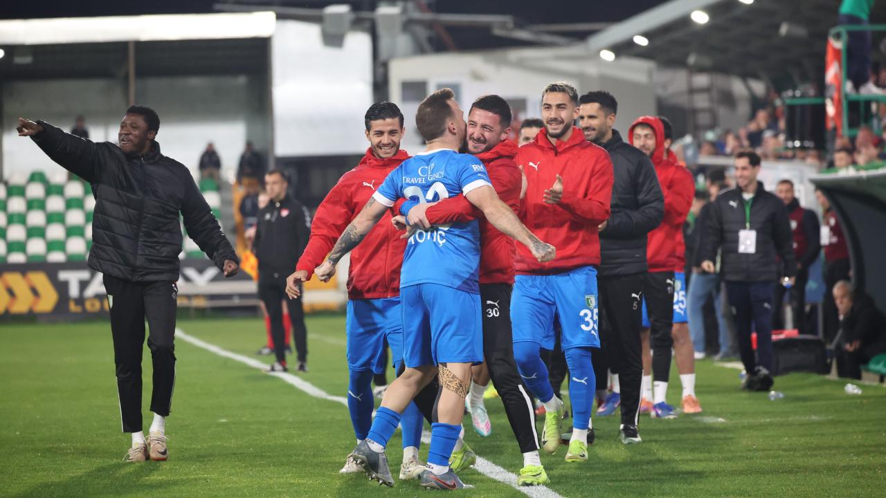 Trendyol 1. Lig: Bodrum FK: 3 - Esenler Erokspor: 4