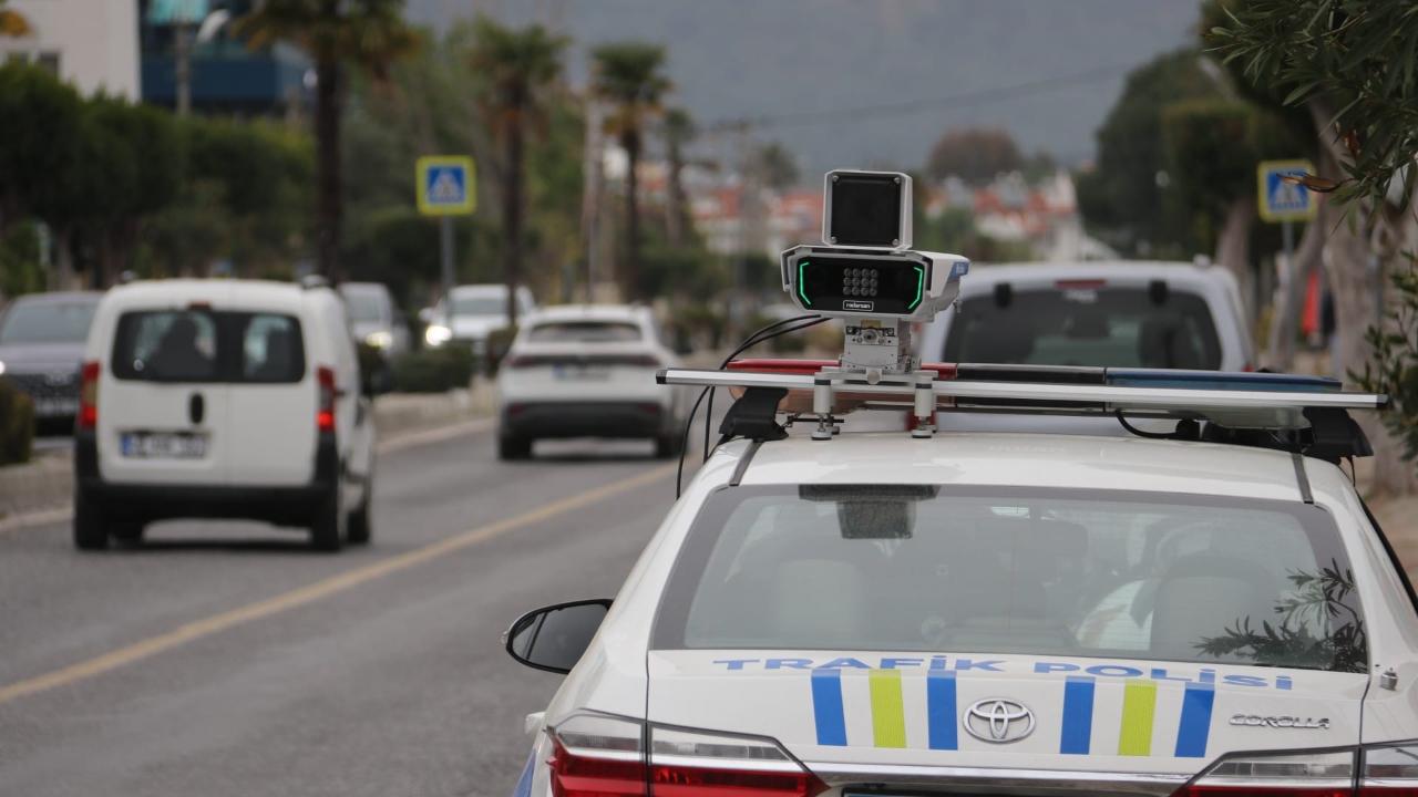 Yapay Zekalı Radarlar İş Başında! Muğla'da Hız Yapan Yandı