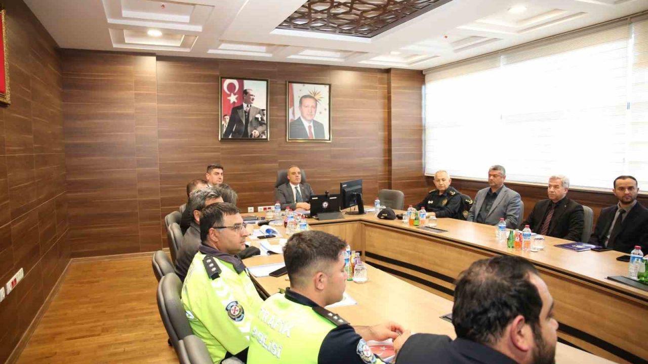 1 Mayıs’ta emniyetin aldığı tedbirler masaya yatırıldı