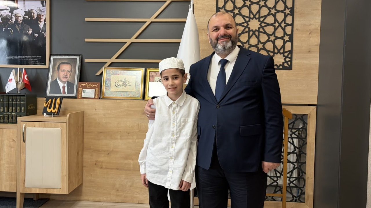 8 Ayda hafızlık eğitimini tamamladı