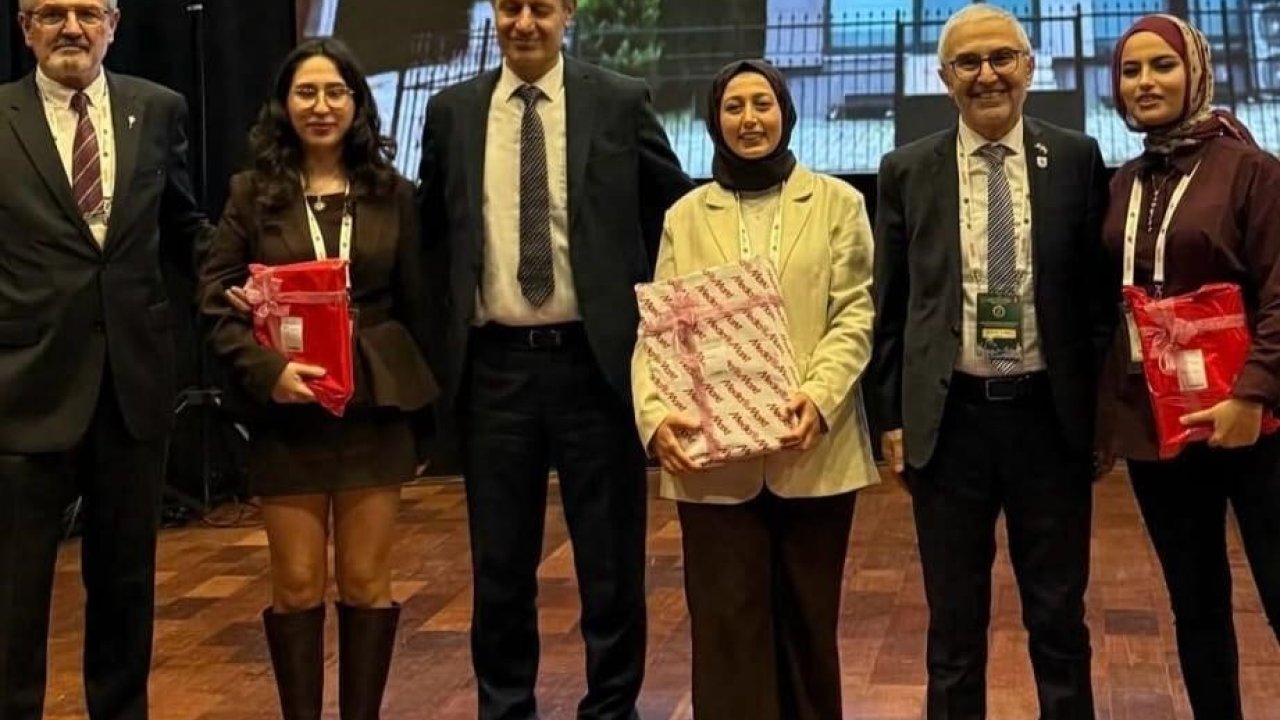 Adnan Menderes Üniversitesi öğrencisi kongrede birinci oldu