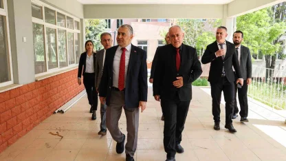 ADÜ Rektörü Kent, BAP ve ADÜZEM’in yeni yerlerinde incelemelerde bulundu