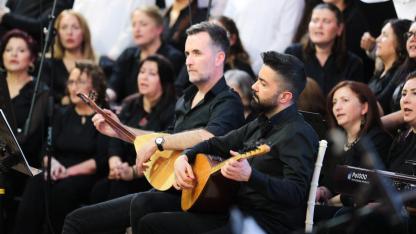 ALİAĞA’DA AŞIK VEYSEL GECESİNE YOĞUN İLGİ