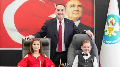 Başkan Dutlulu koltuğunu çocuklara emanet etti