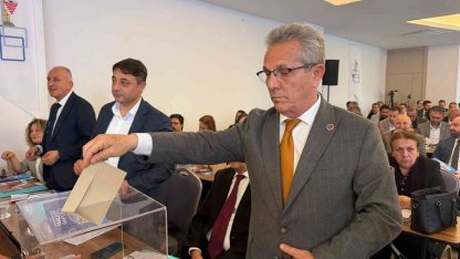 Başkan Tetik Ege Belediyeler Birliği encümen üyeliğine yeniden seçildi