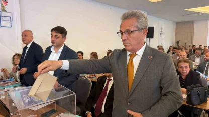 Başkan Tetik Ege Belediyeler Birliği encümen üyeliğine yeniden seçildi