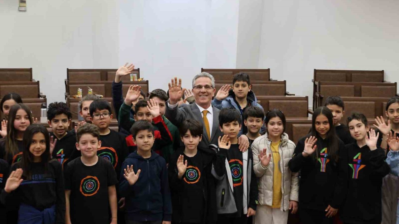Başkan Tetik: "Gözlerinizdeki ışık hiç sönmesin"