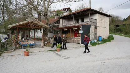 Burdurlu turistler Çameli’nin doğal güzelliklerine hayran kaldı