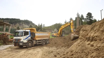 Çameli Elmalı yolu modern üst yapıya kavuşuyor