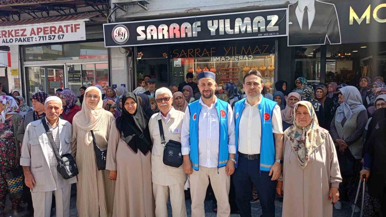 Çine’de hacı adayları dualarla uğurlandı