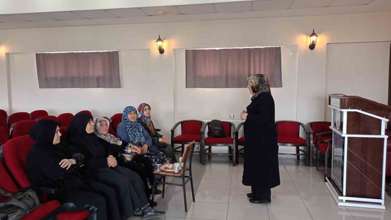 Çine’de hacı adaylarına yönelik bilgilendirme semineri