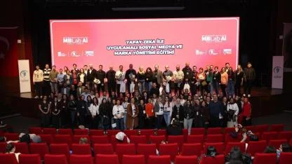 Gençler dijital geleceğe hazırlanıyor