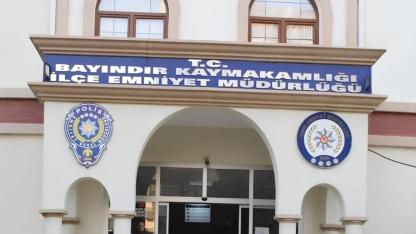 İZMİR BAYINDIR’DA POLİSE BIÇAKLI SALDIRI