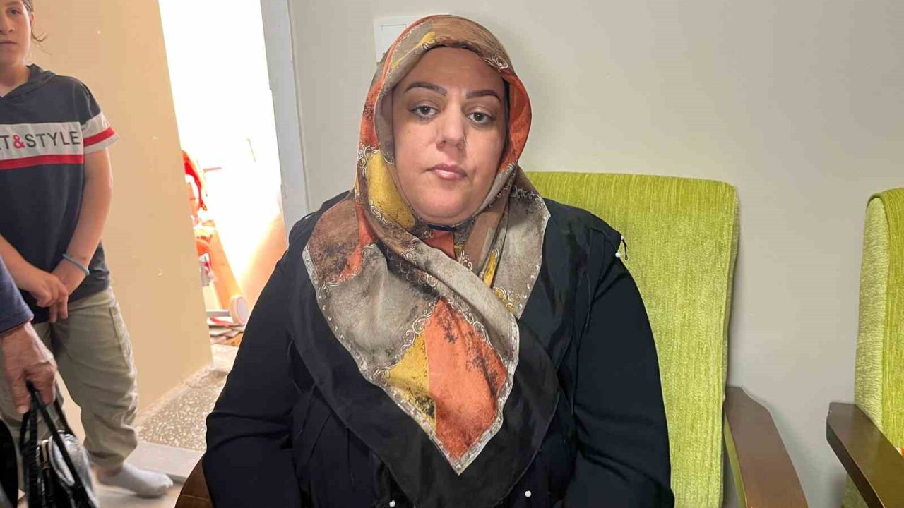 İzmir’de burun estetiği için ameliyat olan 23 yaşındaki genç kız hayatını kaybetti