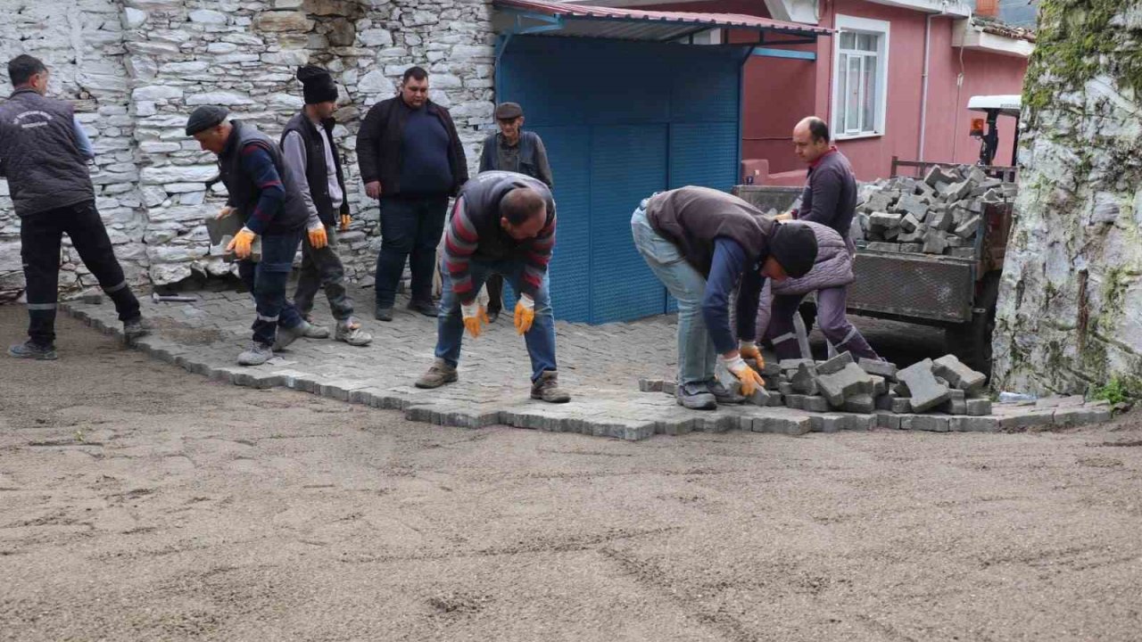 Kakkalan Mahallesi’nde yollar baştan sona yenilendi