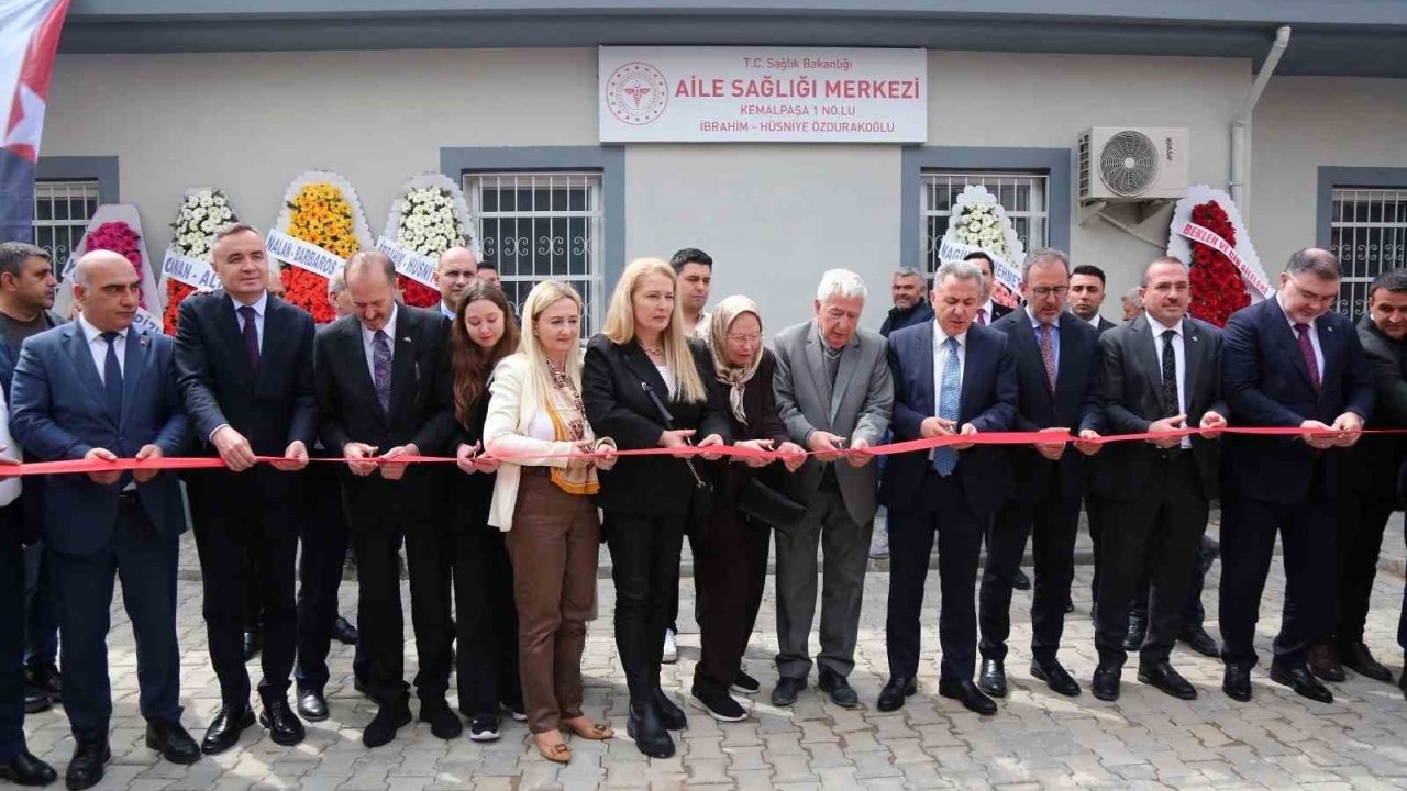 Kemalpaşa’da iki aile sağlığı merkezi hizmete açıldı