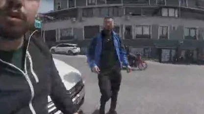 Korna çaldı, darp edildi: Trafik magandaları kameraya yansıdı