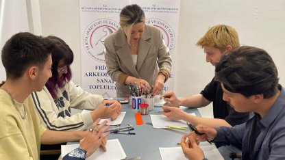 Kütahya Dumlupınar Üniversitesi’nde Arkeolojik Çizim Teknikleri Atölyesi düzenlendi
