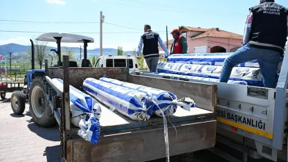 Manisa Büyükşehir’den afetzede üreticilere destek