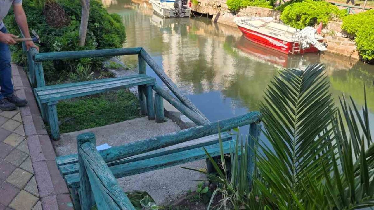 Marmaris’te ahşap korkuluklara zarar veren şahıslar tespit edilecek