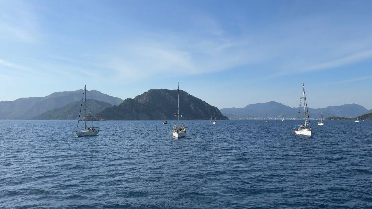Marmaris’ten Sumud Filosu’na destek için 10 tekne Akdeniz’e açıldı