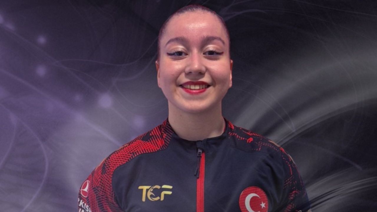 MCBÜ’lü Eylül Naz Aygör’den bronz madalya