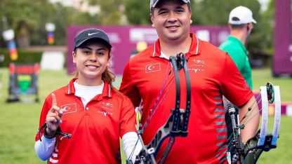 Milli okçular Hazal ve Emircan’dan altın madalya