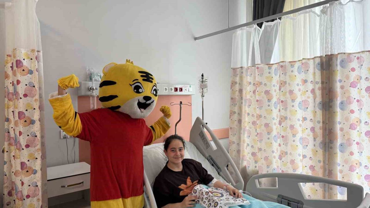 Minik kalplere moral oldular, farkındalık oluşturdular