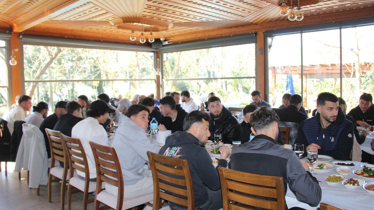 MUĞLASPOR’DA KARARAMAN MAÇI ÖNCESİ MORAL BULUŞMASI