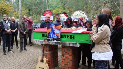 Müzisyen Rıza Tamer Şişman Akyaka’da toprağa verildi