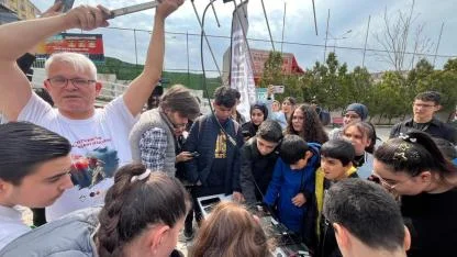 Öğrenciler uzaydan gelen telsiz sinyallerini görüntüye dönüştürdü