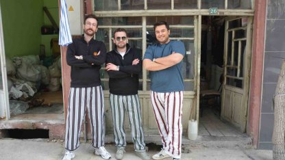 Pijamaları giyip geçmişe yolculuk yaptılar