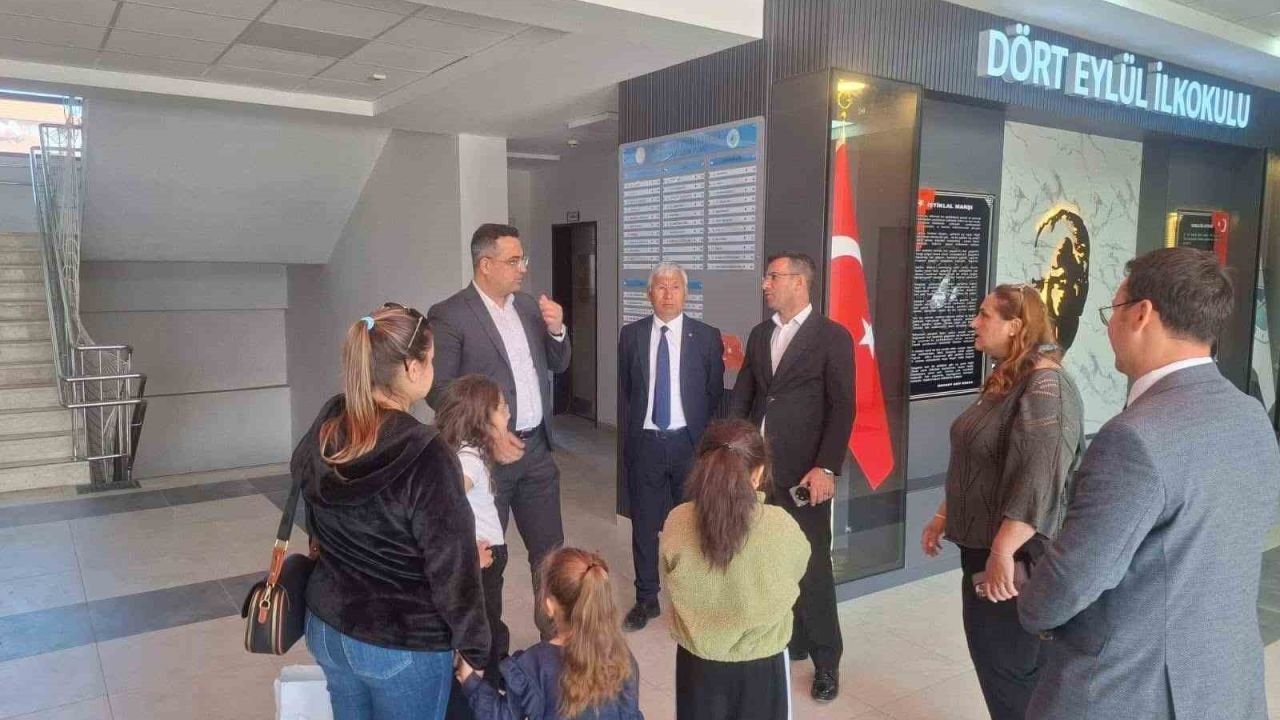 Sarıgöl’de Kaymakam Dalak öğrencilerle bir araya geldi