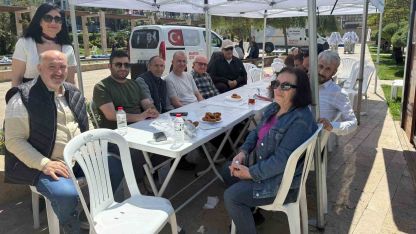 Şehit ailesinden duygulandıran vefa